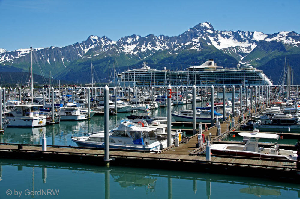 Small Boat Harbour, Seward, Alaska, USA