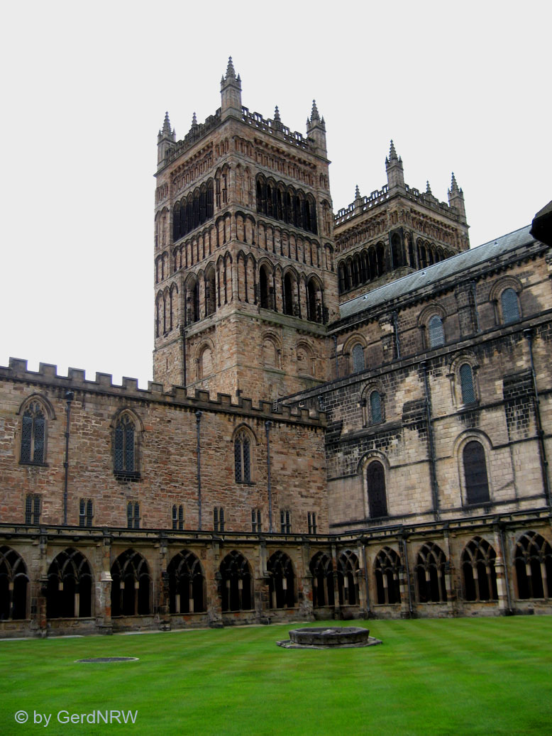 Durham Cathedrale, a Normannic Church from 1095, Durham, Durham County, UK - Kathedrale von Durham, eine normannische Kirche von 1095