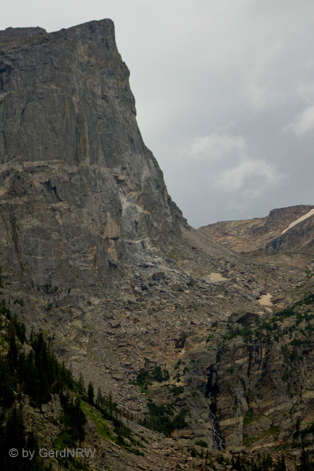 Hallet Peak from Dream Lake, Bear Lake Area, Rocky Mountains National Park, Colorado, USA
