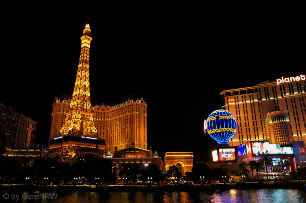 Eiffeltower at Hotel Paris and Planet Hollywood, The Strip, Las Vegas, Nevada, USA